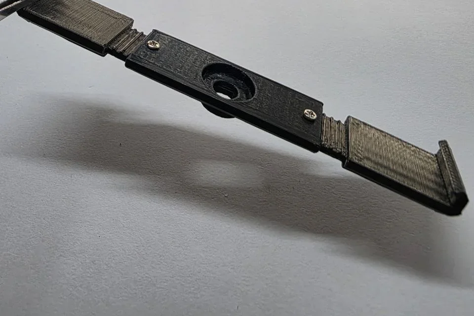 Adjustable bracket top view